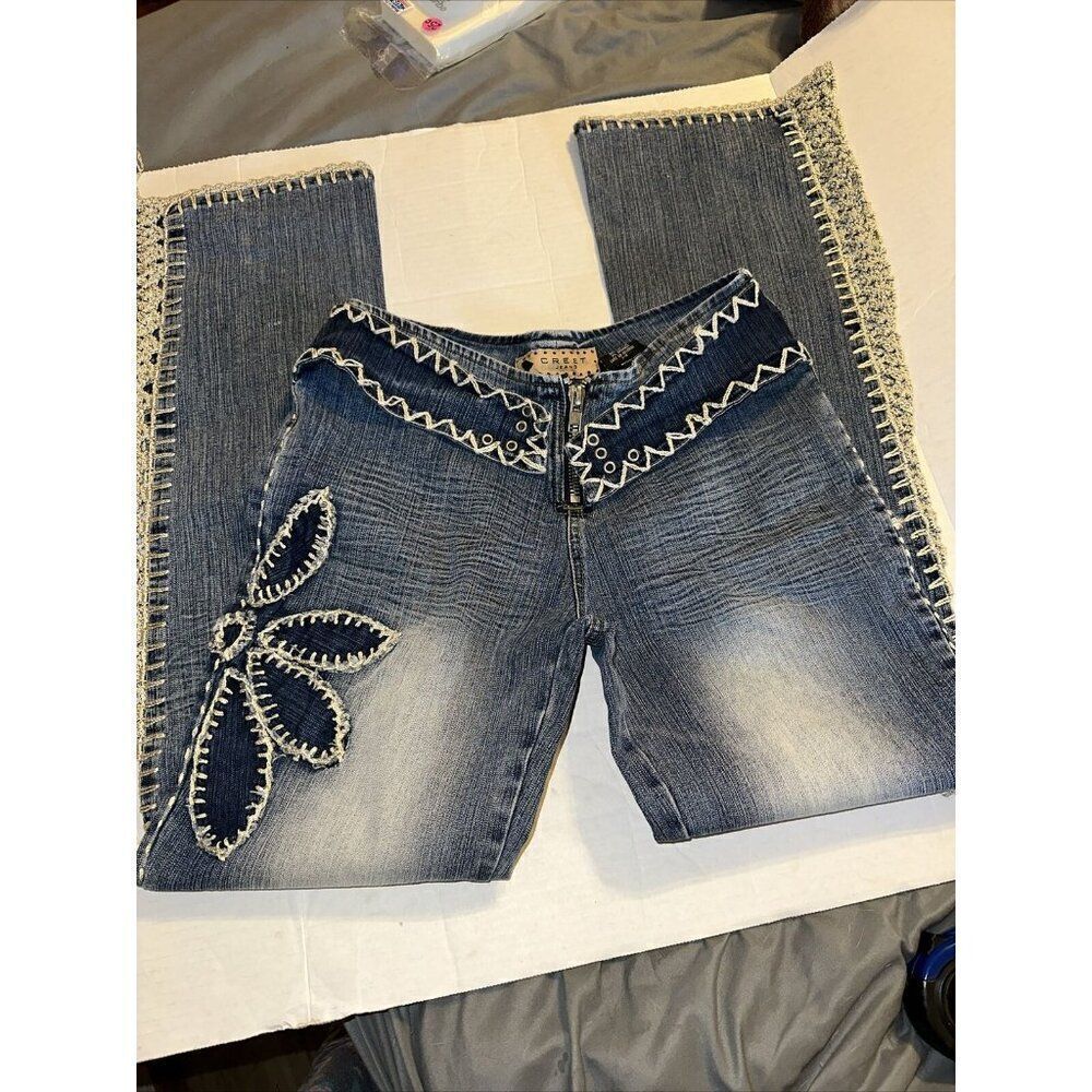 Vintage Crest Jeans Women's 7/8 Bootcut GypsyEmbroidered Flower Sides Denim Boho